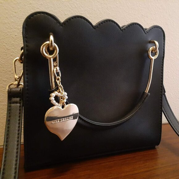 Like Dreams Scalloped Top Black Bag with Heart Charms - Picture 1 of 16